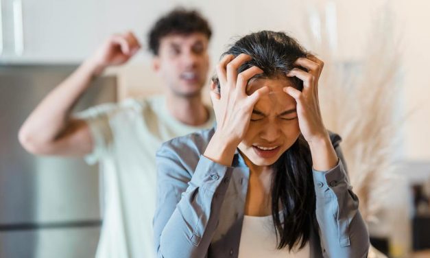Dlaczego Facet Robi Na Złość? – Przyczyny + Jak Reagować