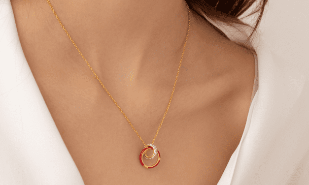 Biżuteria dla minimalistek? Sprawdzone propozycje