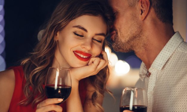 Kiedy Facet Mówi, Że Jesteś Wyjątkowa – Jest Zakochany Czy Udaje?