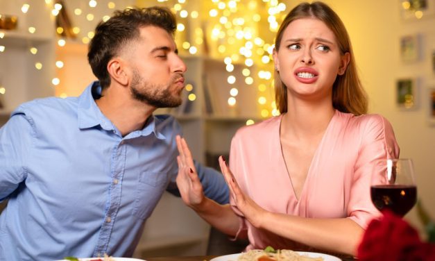 Oznaki, Że Ona Nie Chce Z Tobą Być – Sprawdź Te 4 Sygnały