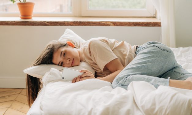 Czy Mówić Facetowi, Że Się Tęskni? Klucz Do Komunikacji