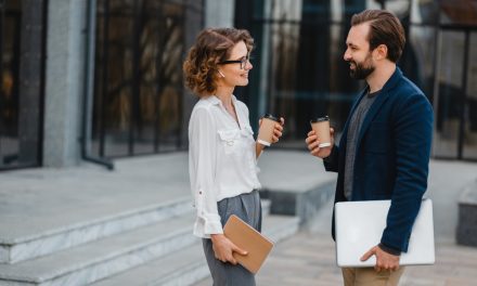 Jak Zagadać Do Dziewczyny, Którą Znasz Tylko Z Widzenia?