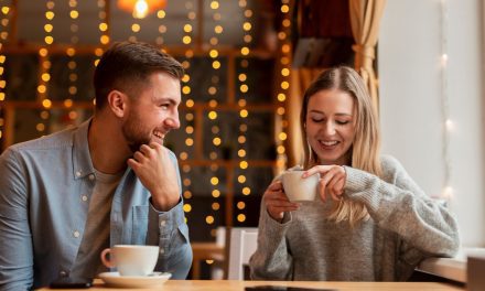 Jak Zaprosić Kobietę Na Kawę? – Zdobądź Pewność Siebie