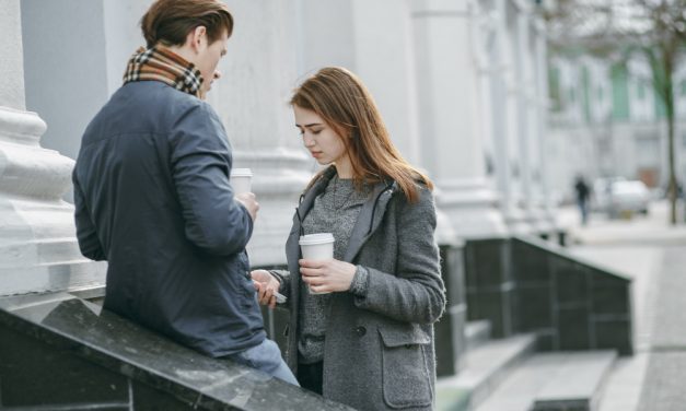 Jak Zapytać Chłopaka O Numer Telefonu Bez Skrępowania?